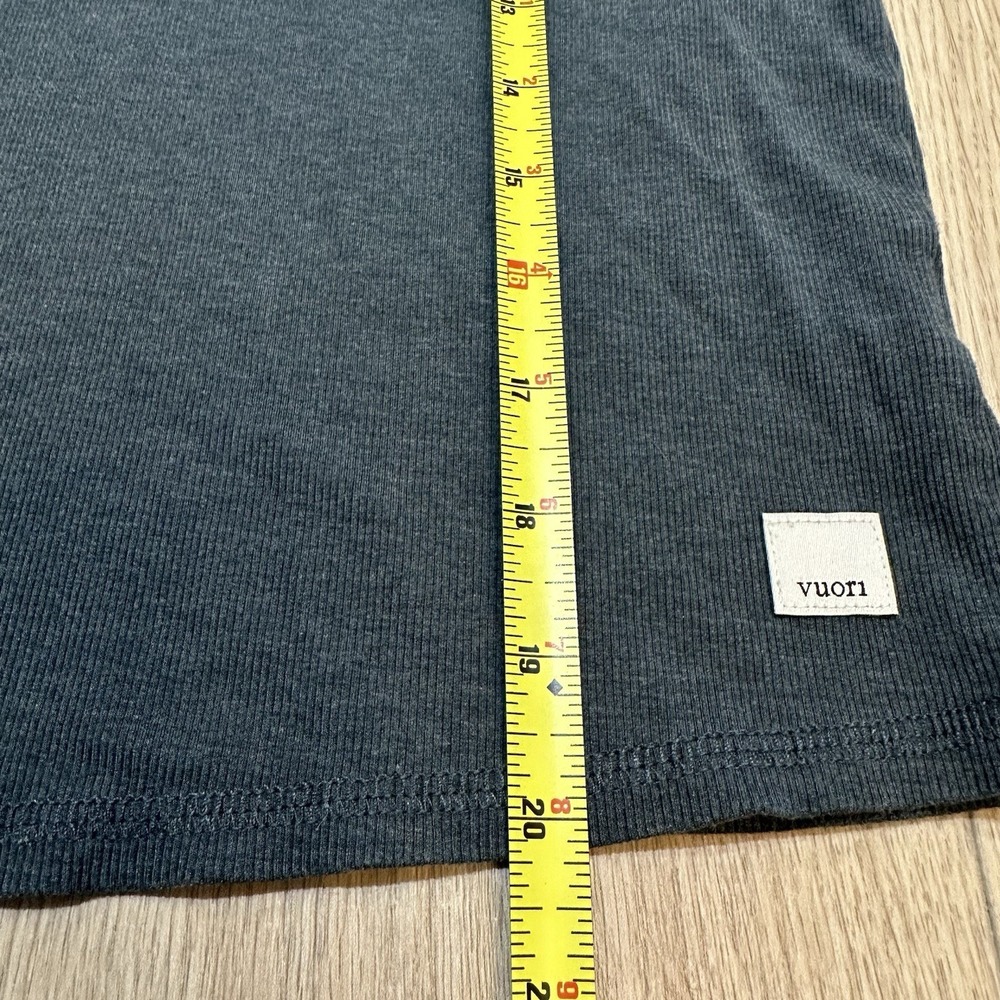 Vuori Pose Fitted Tee Blue Ribbed Cropped Short Sleeve Shirt Large VW169 - Picture 4 of 7